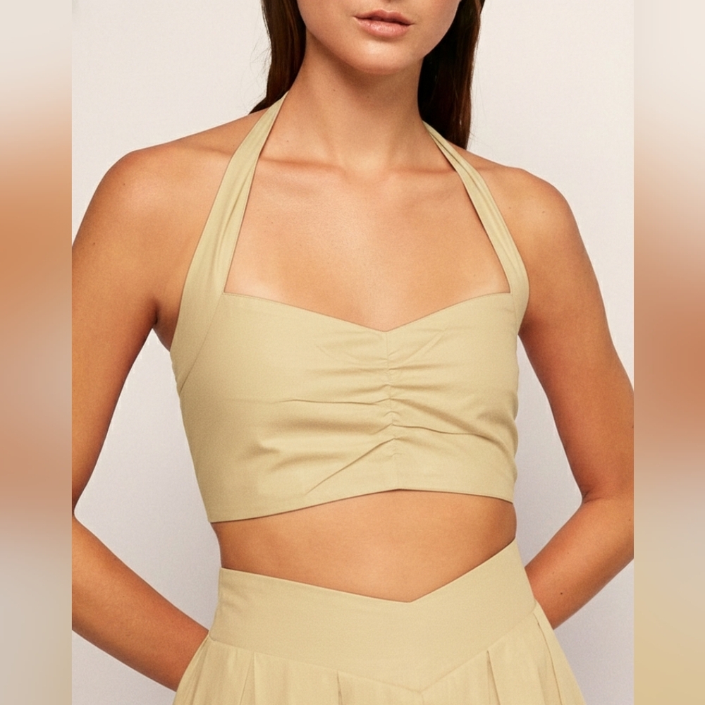 NWOT- S/W/F Halter Neck Crop Sz S